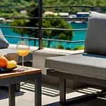 Mokos Modern With Sea View And Jacuzzi