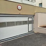Apartmán Mokos Modern With Sea View And Jacuzzi