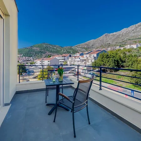 Mokos Modern With Sea View And Jacuzzi Διαμέρισμα Ντουμπρόβνικ