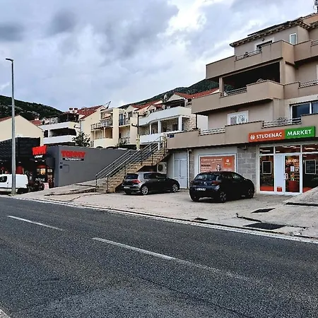 Mokos Modern With Sea View And Jacuzzi