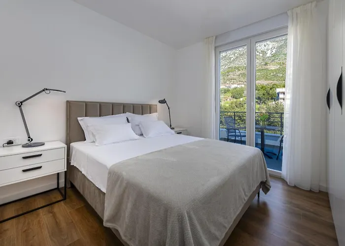 Mokos Modern With Sea View And Jacuzzi Apartament *