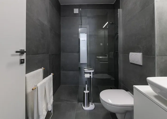 Mokos Modern With Sea View And Jacuzzi Appartamento