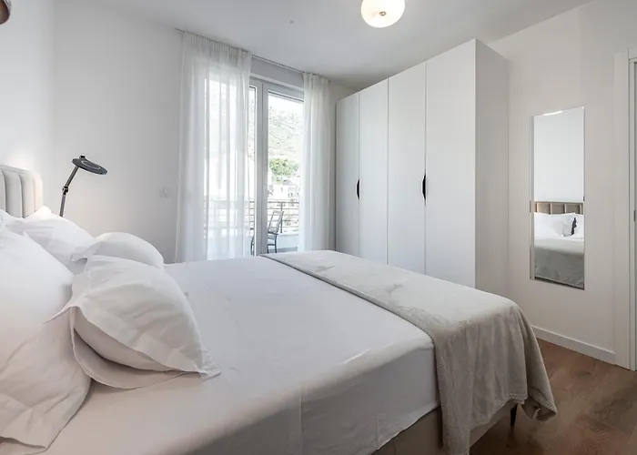 Mokos Modern With Sea View And Jacuzzi Appartamento *
